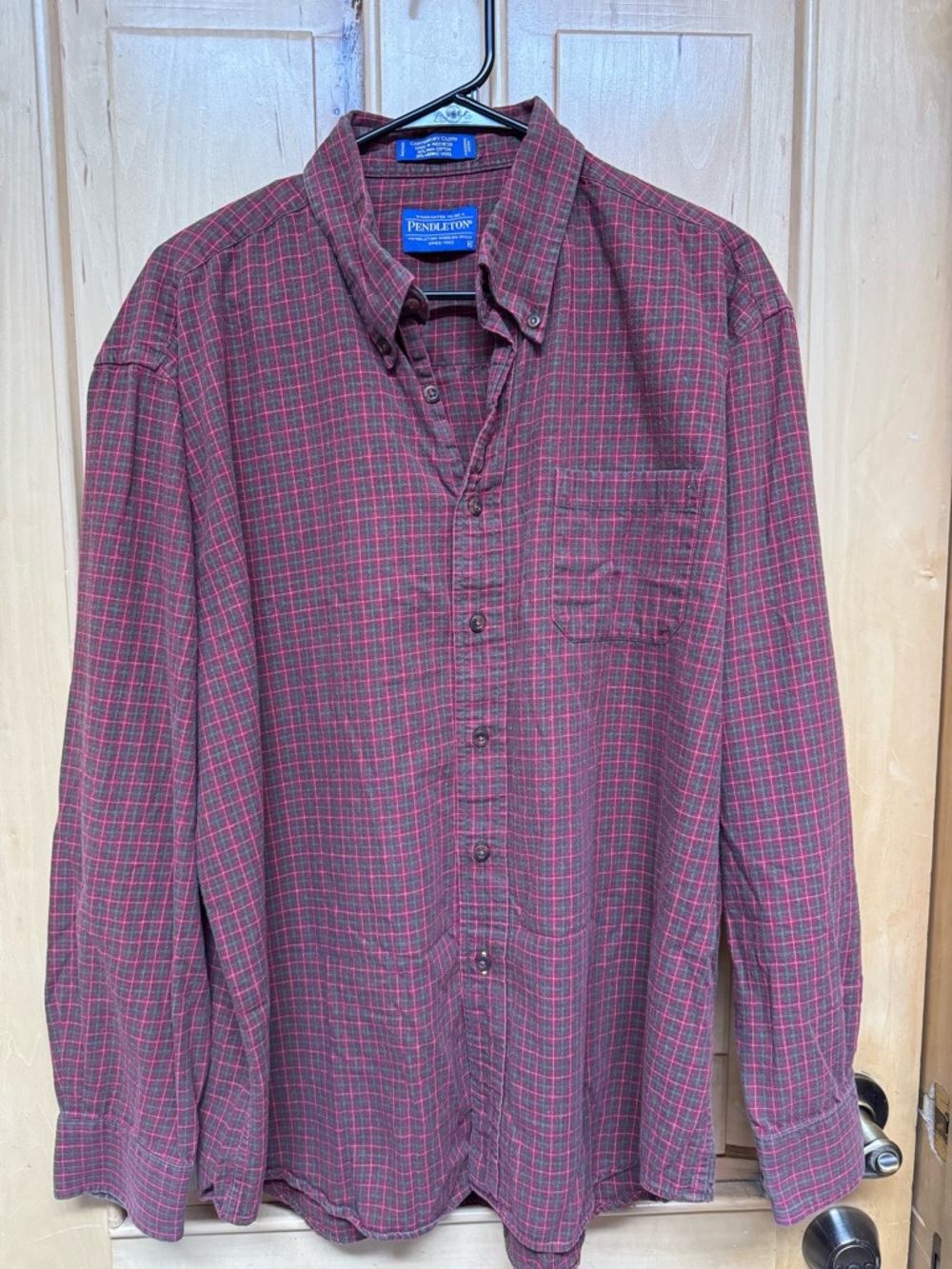 Vintage Pendleton Men's Burgundy and Green  Plaid Button-Down Shirt